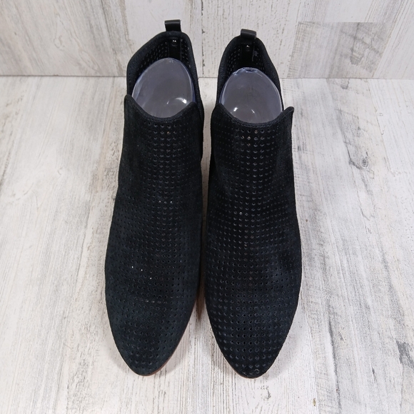 Sam Edelman Paula Ankle Boots Perforated Suede Blk Stacked Heel # 546 - Picture 3 of 12